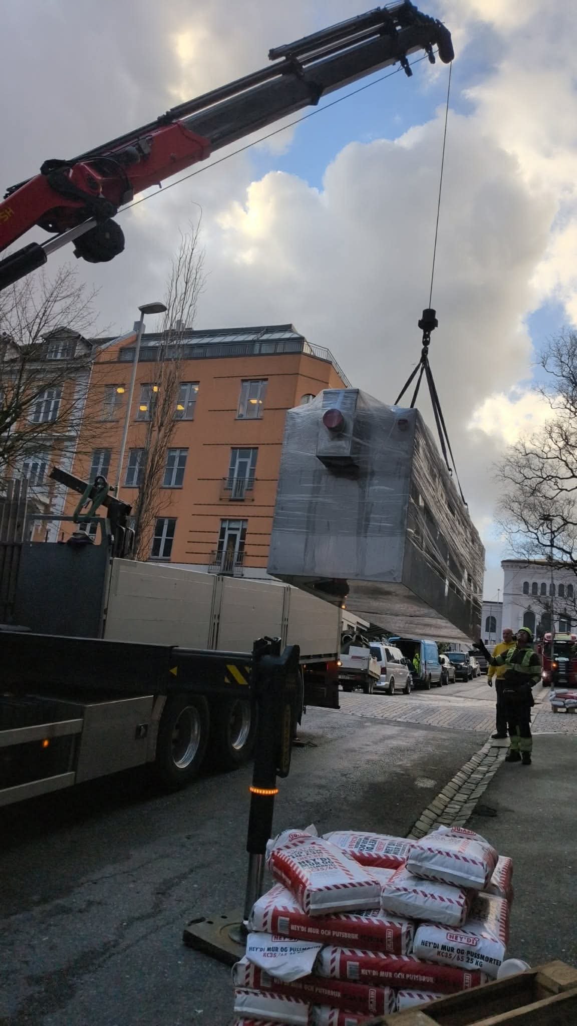 Riving og demontering